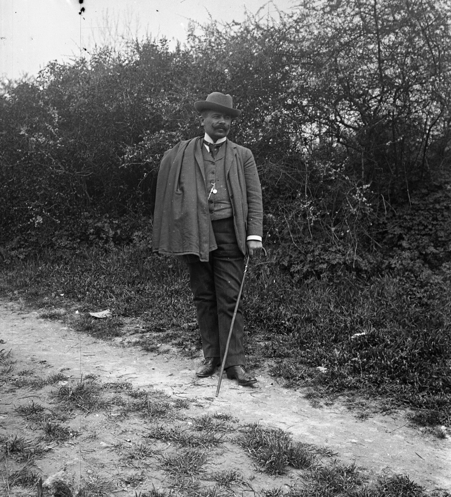 1900, Fortepan, man, walking cane, jacket over shoulder, Fortepan #52774