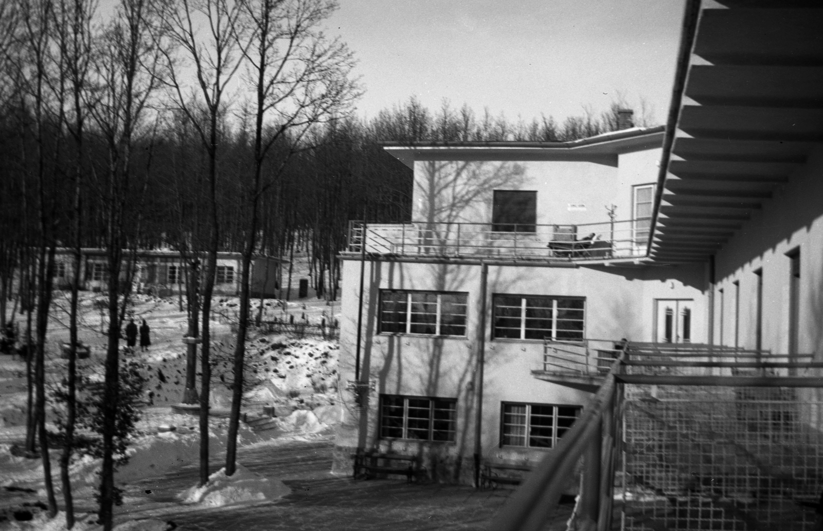 Magyarország, Mátraháza, MÁV üdülő, A épület., 1938, Romák Éva, modern építészet, lapostető, osztott ablak, Fortepan #53215