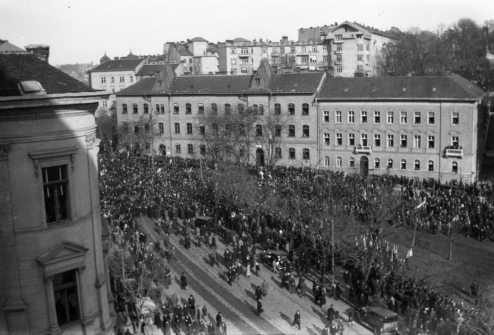 Magyarország, Budapest XII.,Budapest I., Krisztina körút - Attila út találkozása a Vérmező északi végén. Horthy Miklós 15 éves kormányzói jubileuma alkalmából tartott ünnepség., 1935, Romák Éva, Budapest, Fortepan #53244