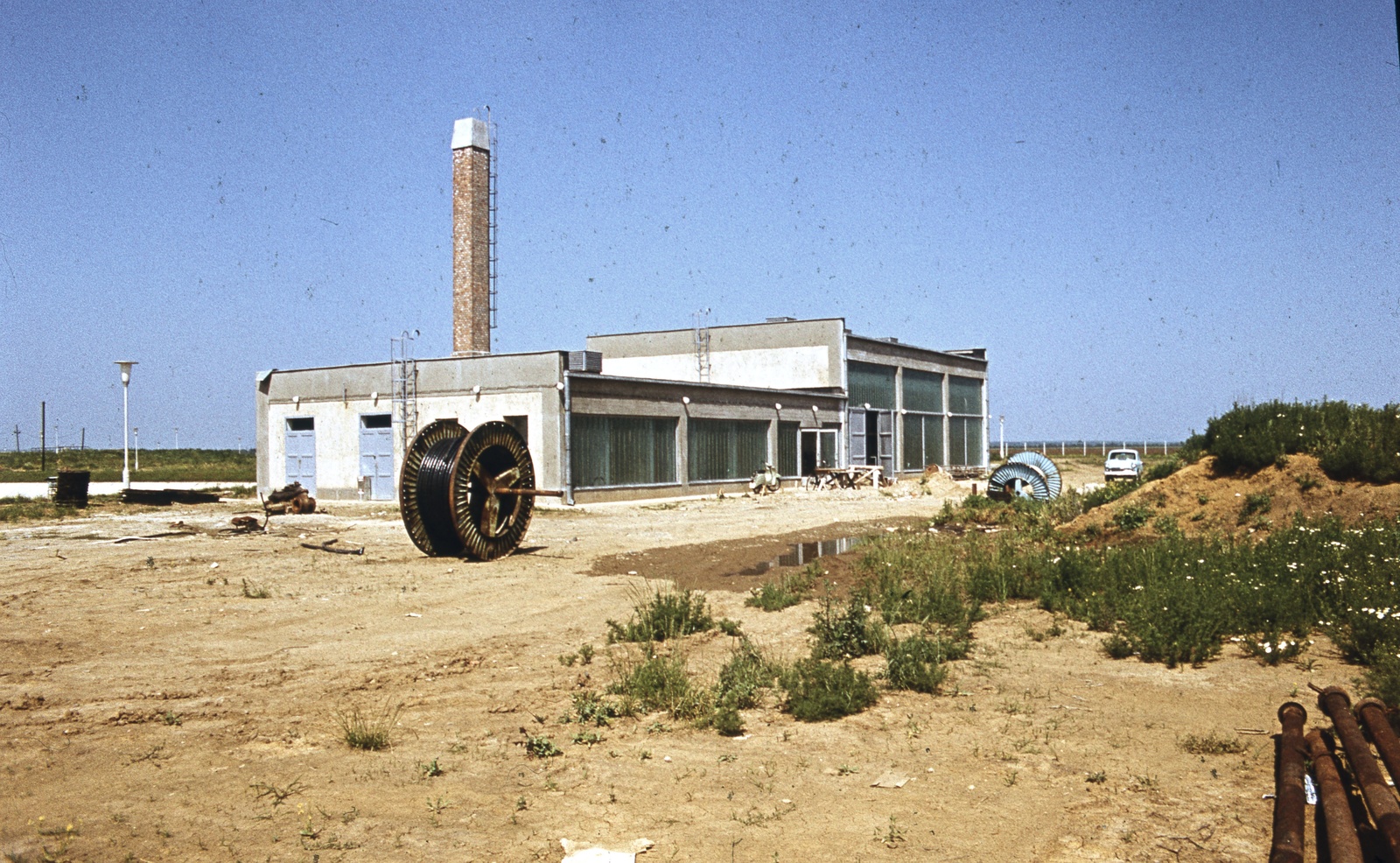 Hungary, 1977, Balázs Lajos, colorful, chimney, lamp post, factory, Fortepan #53319