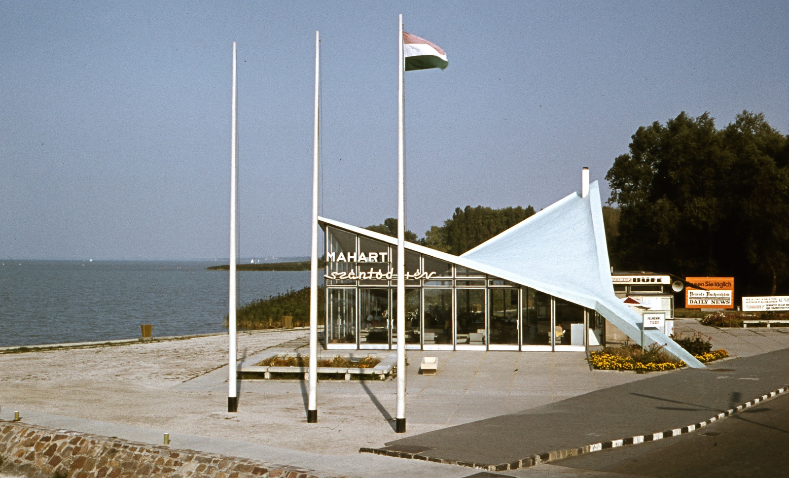 Hungary,Lake Balaton, Szántód, rév., 1976, Balázs Lajos, colorful, flag, label, port, shore, modern architecture, flag pole, neon sign, Hyperbolic paraboloid shells , Fortepan #53358