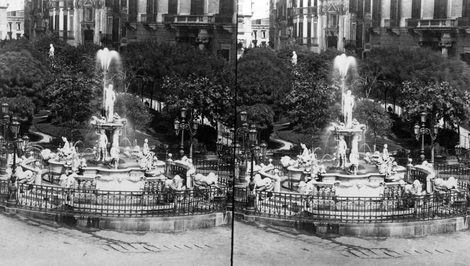 Italy, Naples, Via Medina, Neptun-szökőkút. A felvétel 1886 előtt készült., 1900, Fortepan, fountain, stereophoto, sculptural group, Neptune-portrayal, Fortepan #53463
