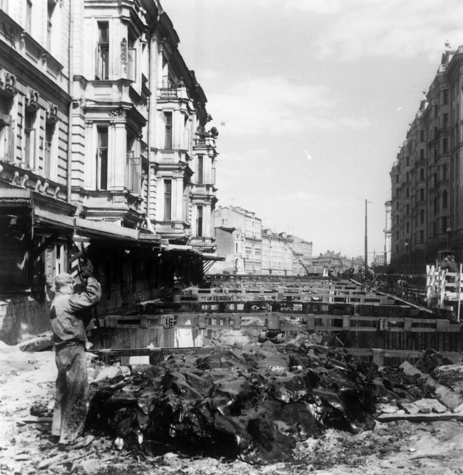 Russia, Moscow, Szadovaja-Triumfalnaja utca a Tverszkaja (ekkor Gorkij) utca felől nézve., 1960, Gwen Jones, Soviet Union, construction, subway construction, Fortepan #53524