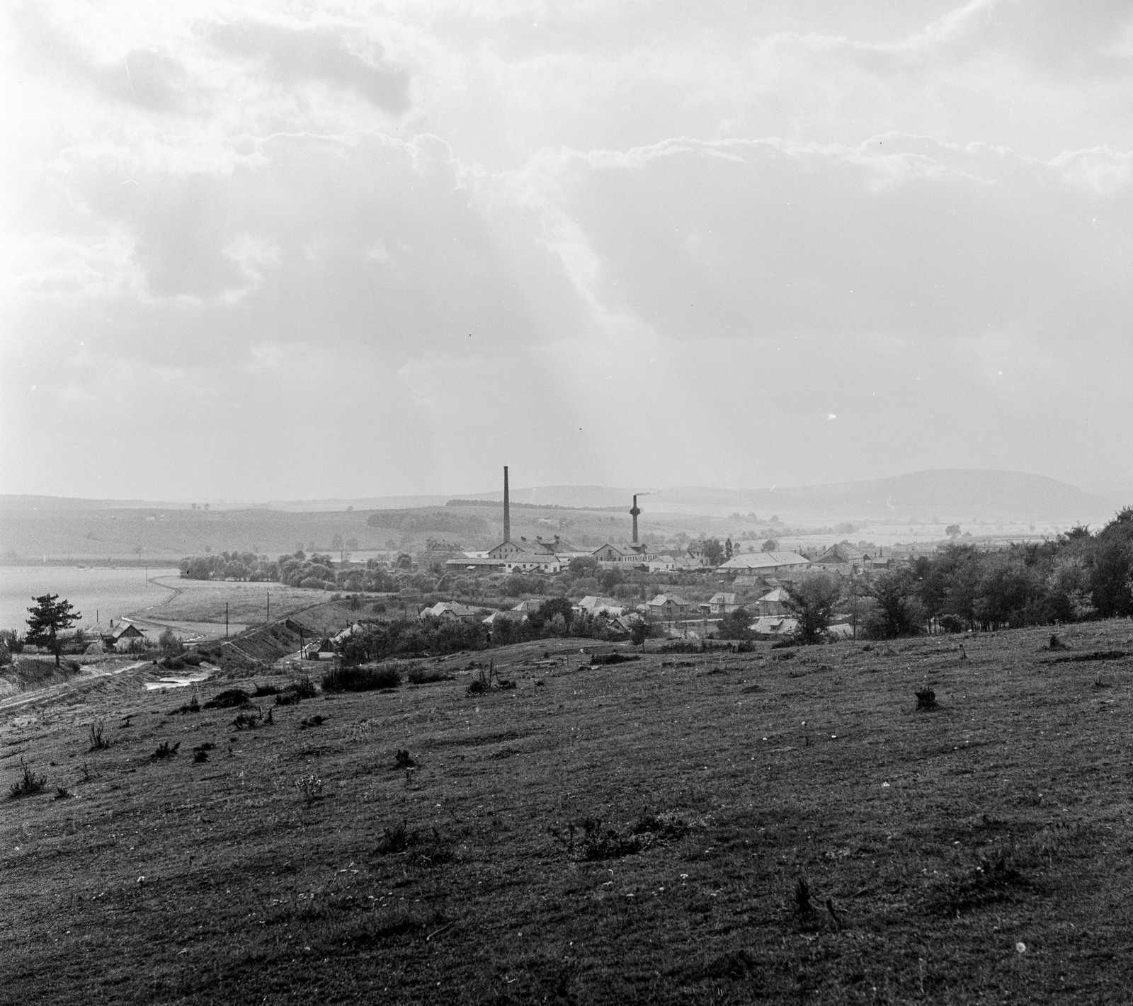 Slovakia, Poltár, gyártelep az ulica Podhorská felől nézve., 1960, Zsanda Zsolt, Vajszada Károly, Czechoslovakia, Fortepan #54009