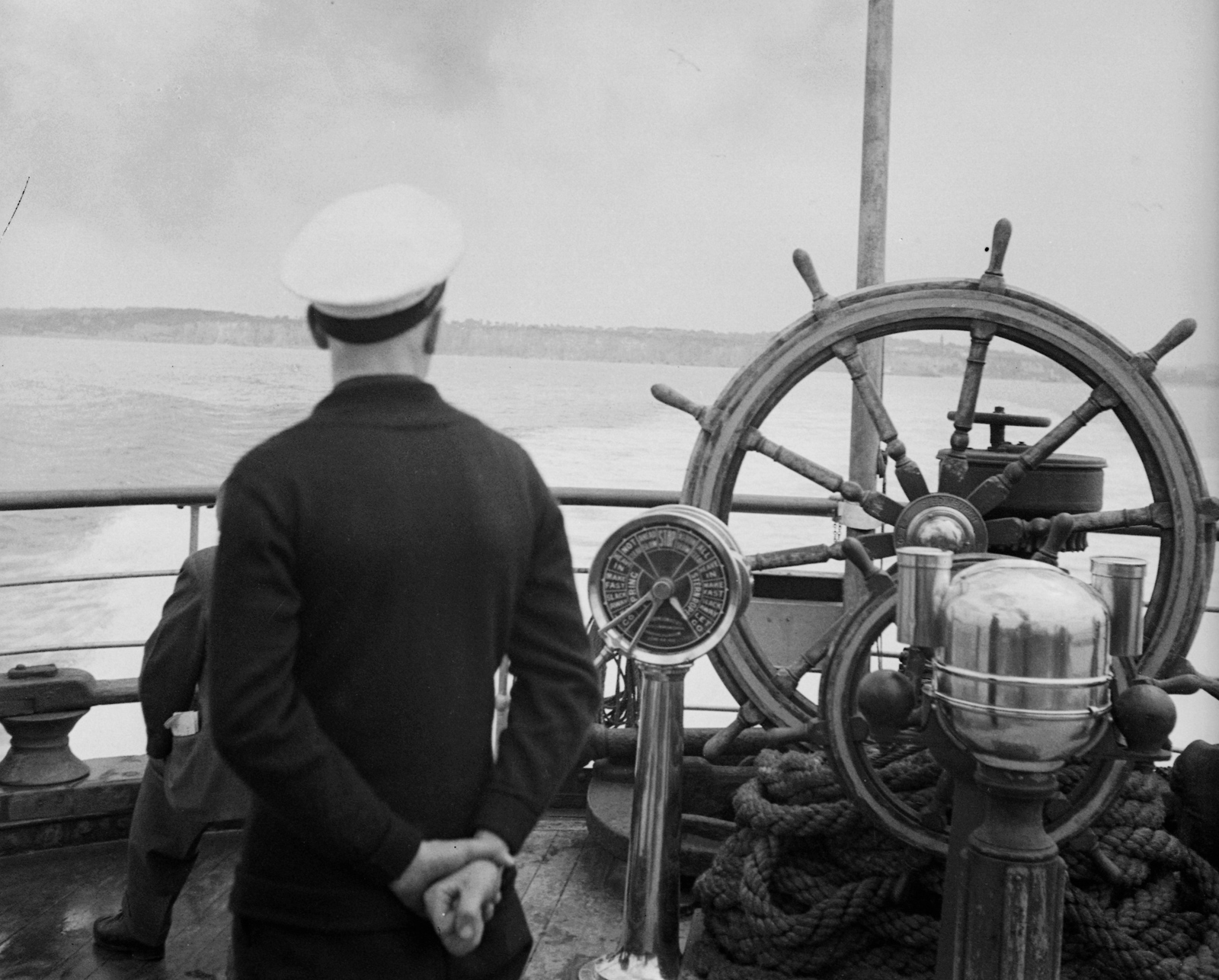 United Kingdom, a La Manche csatorna Dover előtt., 1938, Nagy Gyula, ship, peaked cap, Fortepan #54198