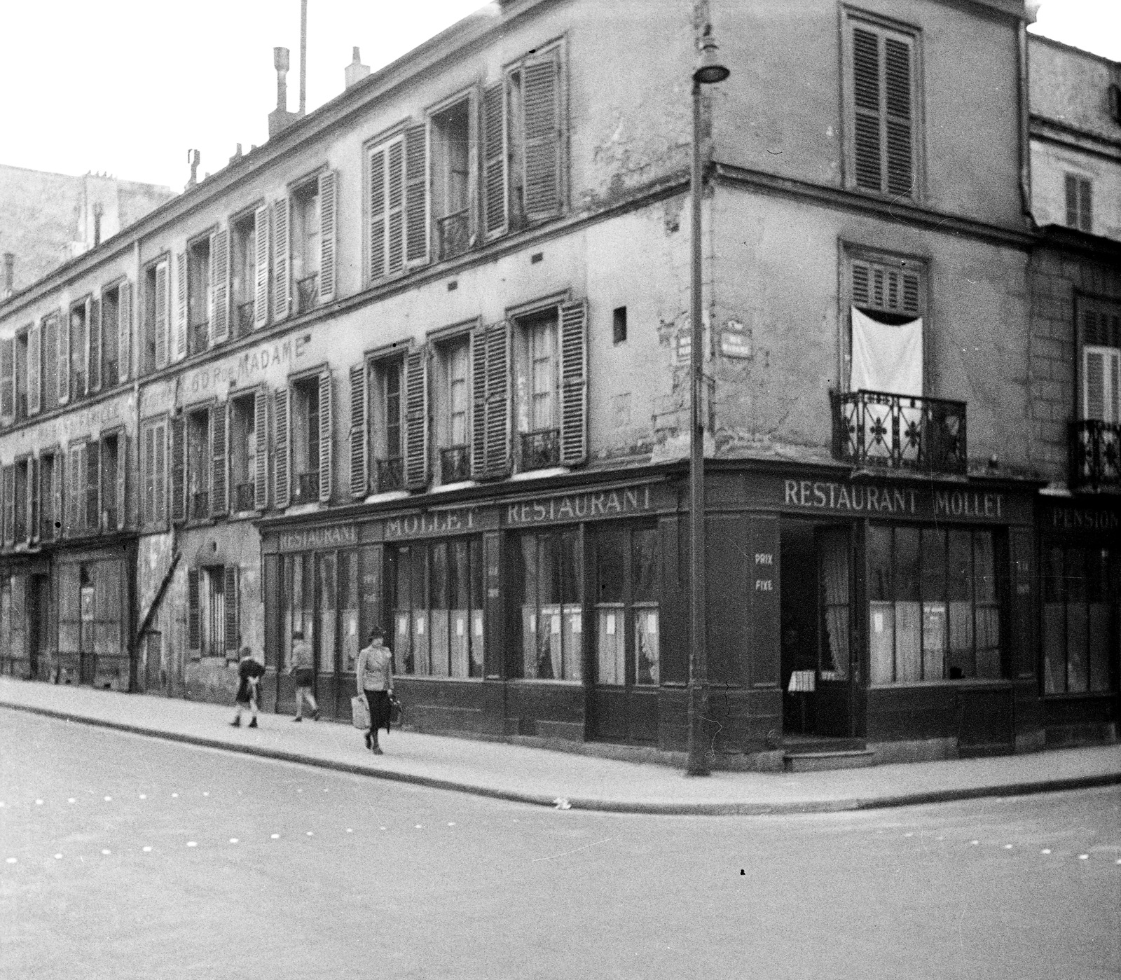 France, Paris, Rue Madame 60., balra a Rue de Fleurus., 1938, Nagy Gyula, restaurant, Fortepan #54200