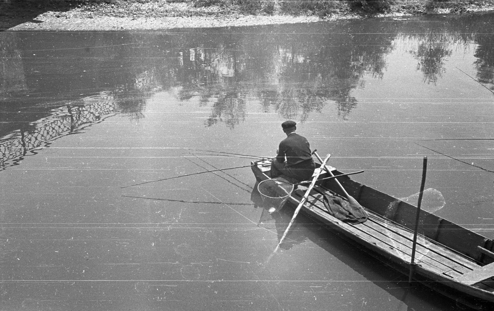 Hungary, Győr, Rába-part a Kettős híd mellett., 1958, Lencse Zoltán, reflection, fishing, barge, dragnet, Fortepan #54534