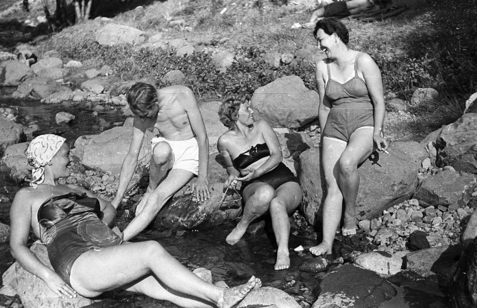 1958, Lencse Zoltán, bathing suit, excursion, stream, Fortepan #54555
