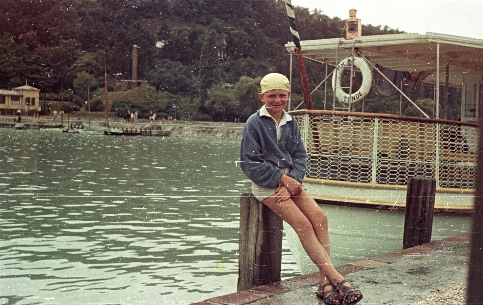 Hungary,Lake Balaton, Tihany, kikötő., 1958, Lencse Zoltán, ship, colorful, lifebelt, Tünde ship, Fortepan #54806