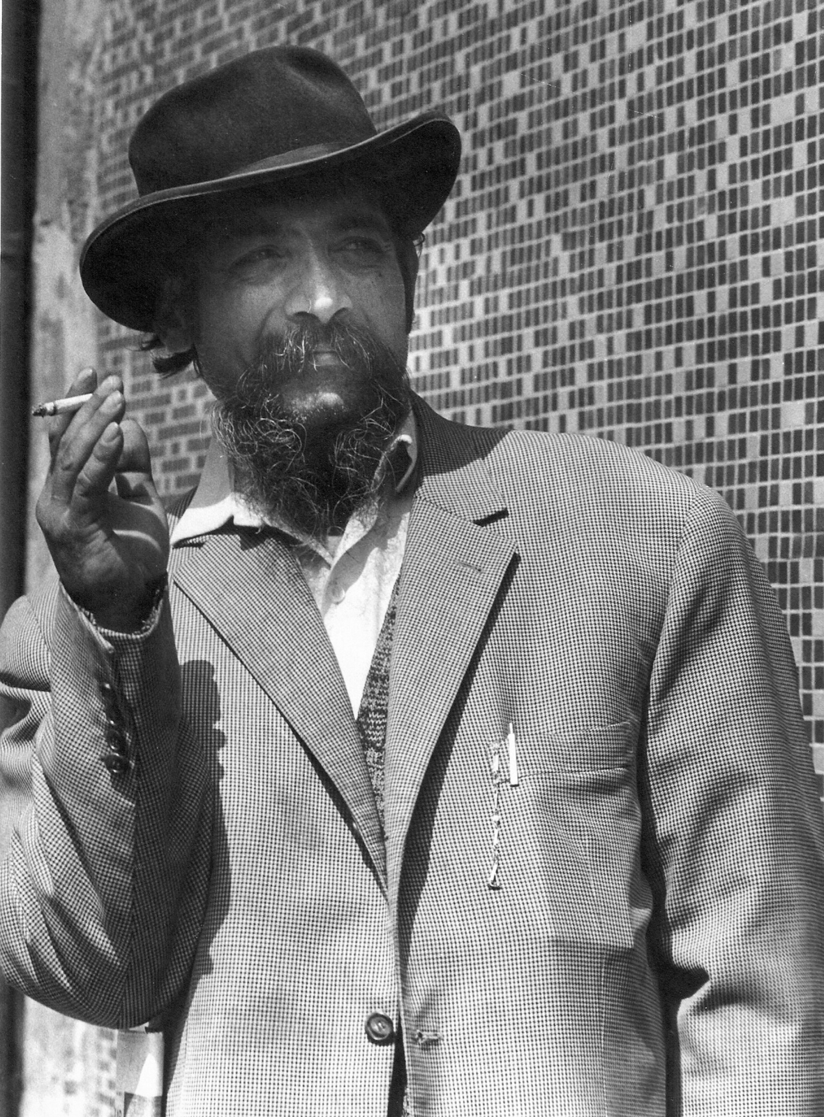1968, Vörös István, portrait, cigarette, moustache, gypsy, beard, Fortepan #54942