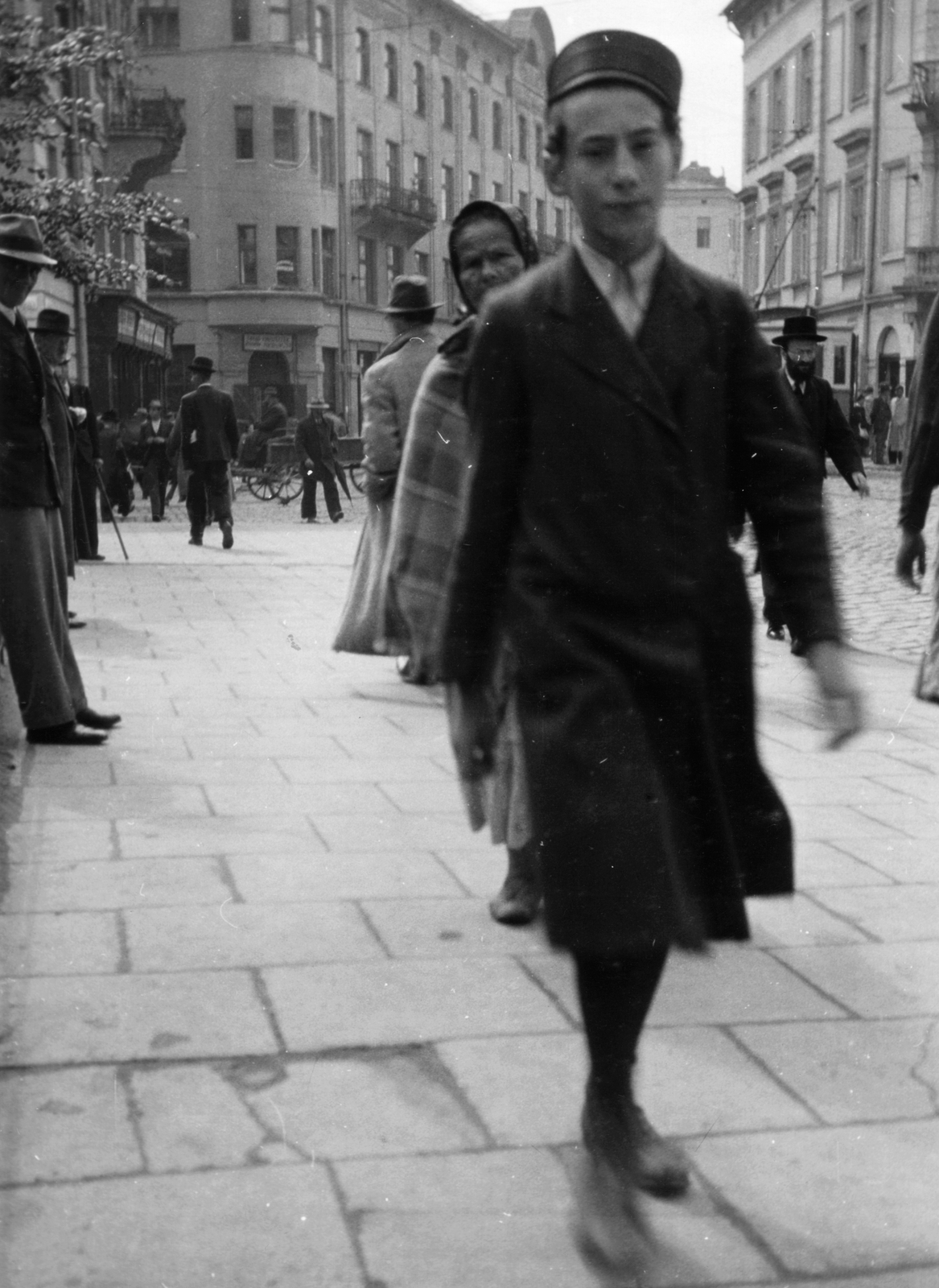 Poland, Kraków, Kazimierz negyed, ulica Krakowska, az ulica Józefa Dietla és ulica Miodowa között., 1939, MZSL/Ofner Károly, street view, judaism, Fortepan #55064