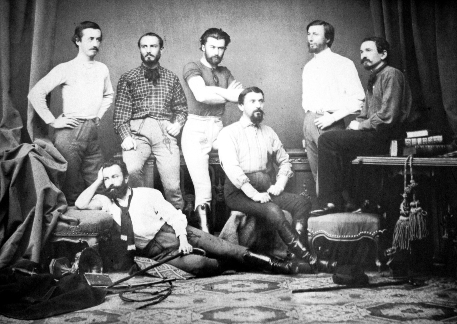 Hungary, a Nemzeti Torna Egylet alapítói. A felvétel 1866-ban készült., 1900, Magyar Bálint, tableau, men, furniture, moustache, interior, beard, akimbo, arms crossed over the chest, prop up the head, sitting on a table, Fortepan #55202