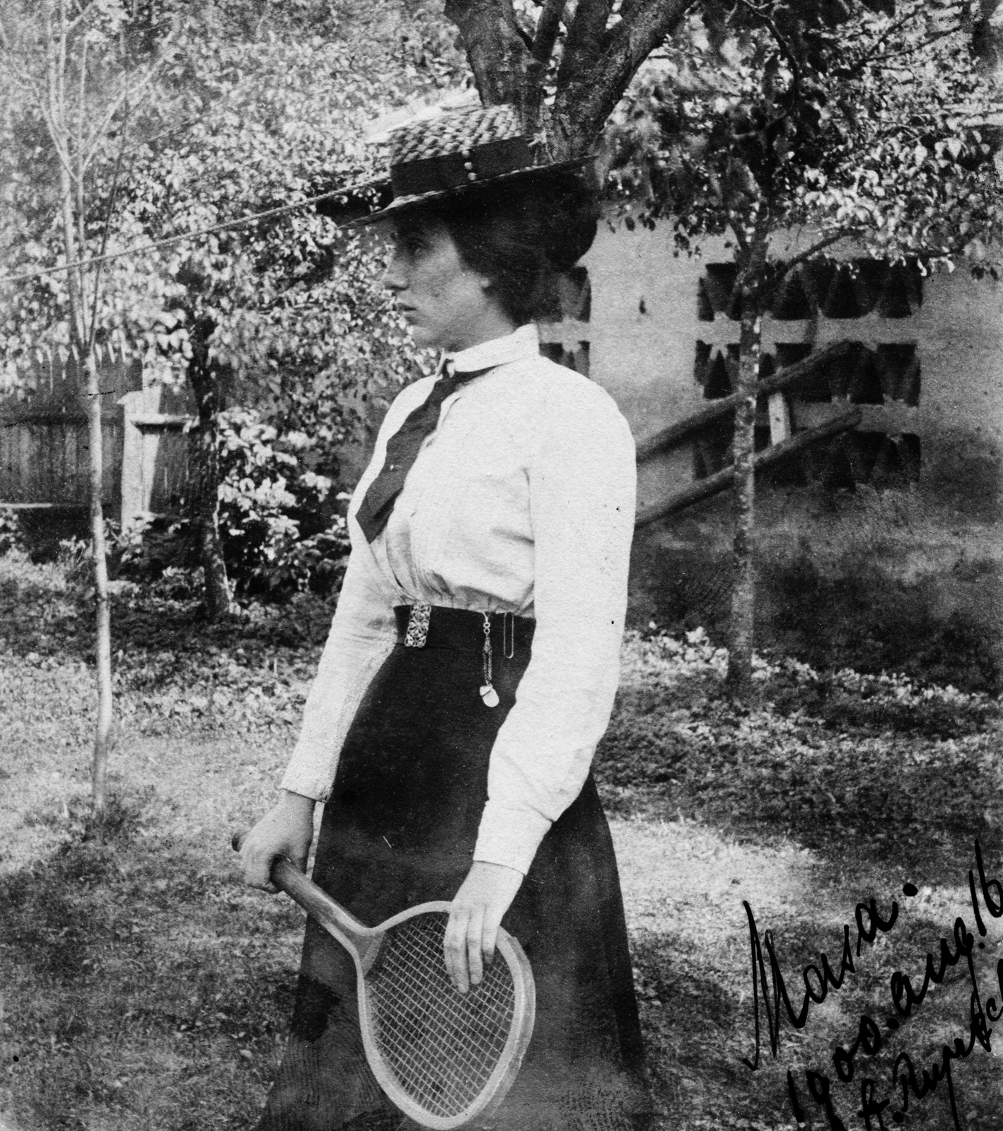 Hungary, Visy Masa., 1900, Magyar Bálint, portrait, hat, garden, woman, tennis rackets, Fortepan #55374