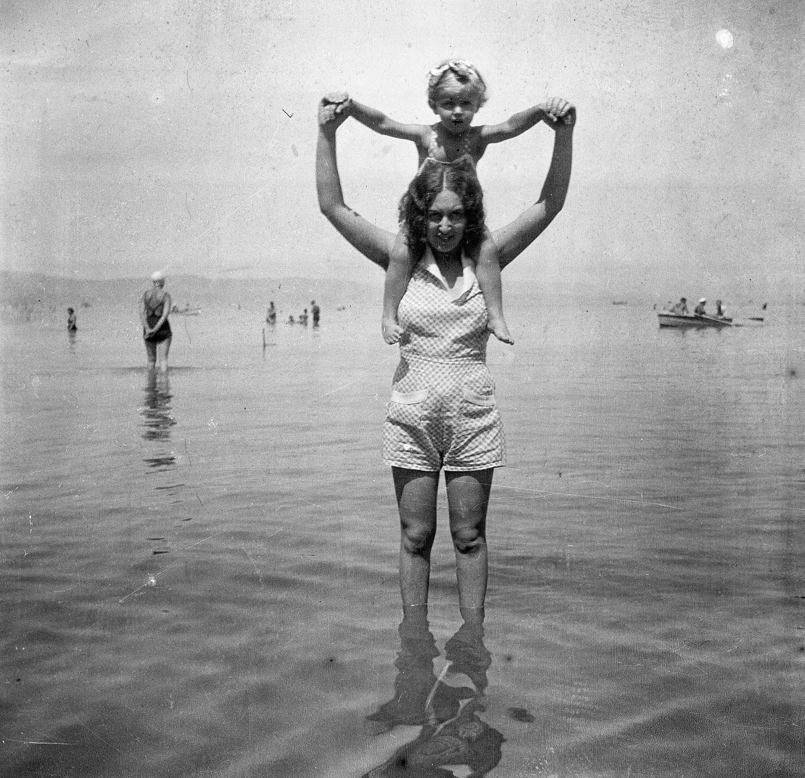 1933, Magyar Bálint, double portrait, sitting on the shoulders, Fortepan #55490