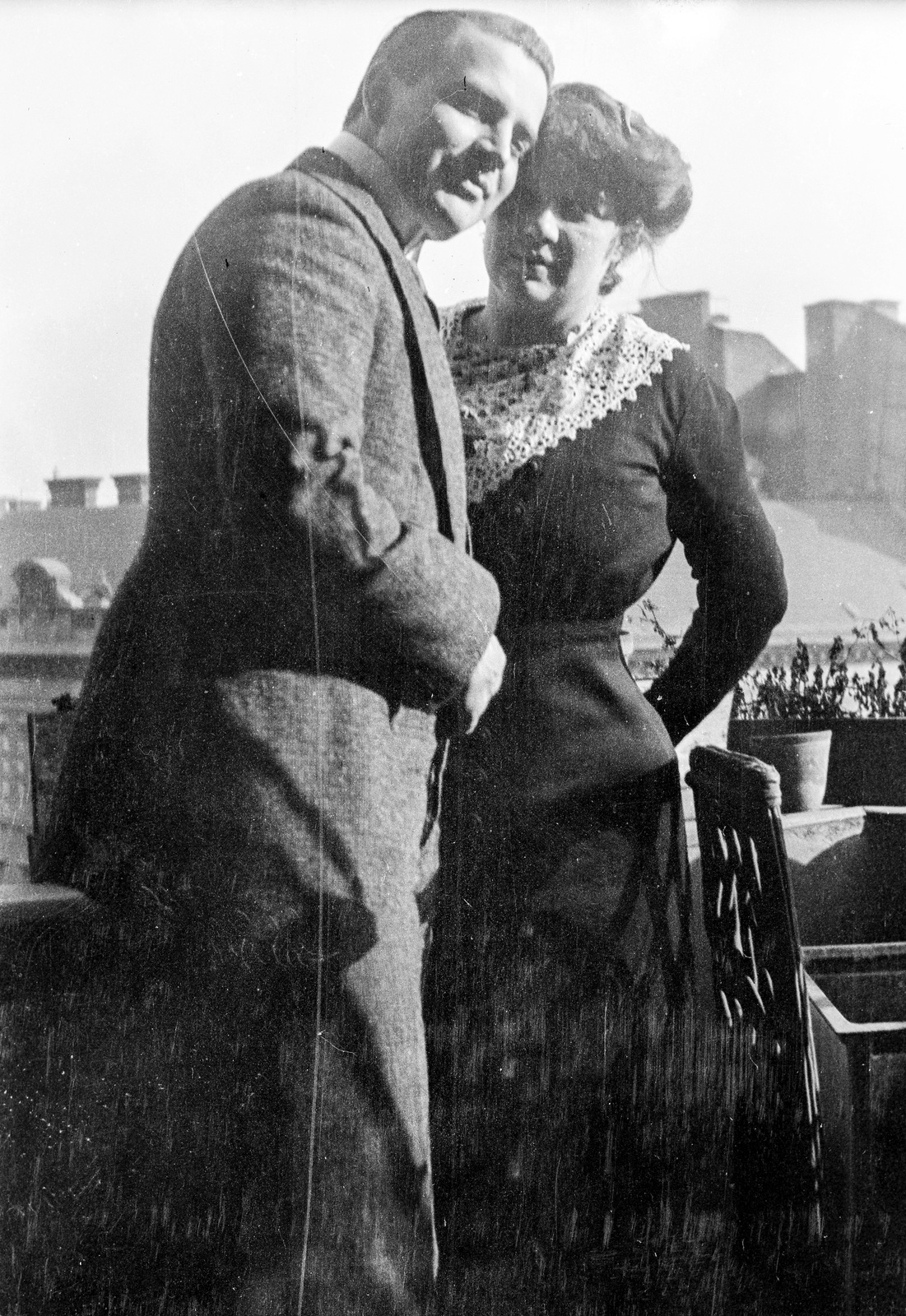 Magyarország, Budapest VIII., József körút 31/b, Kürthy György és Vízváry Mariska színművészek., 1913, Magyar Bálint, híres ember, erkély, férfi, kettős portré, hölgy, Budapest, Fortepan #55658