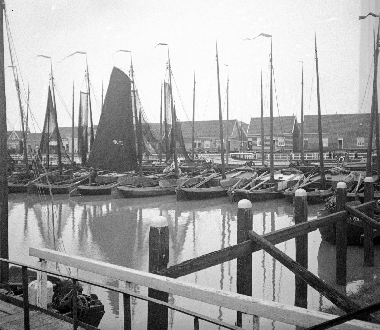 Netherlands, Marken, kikötő., 1937, Magyar Bálint, sailboat, port, wooden cottage, Fortepan #55768