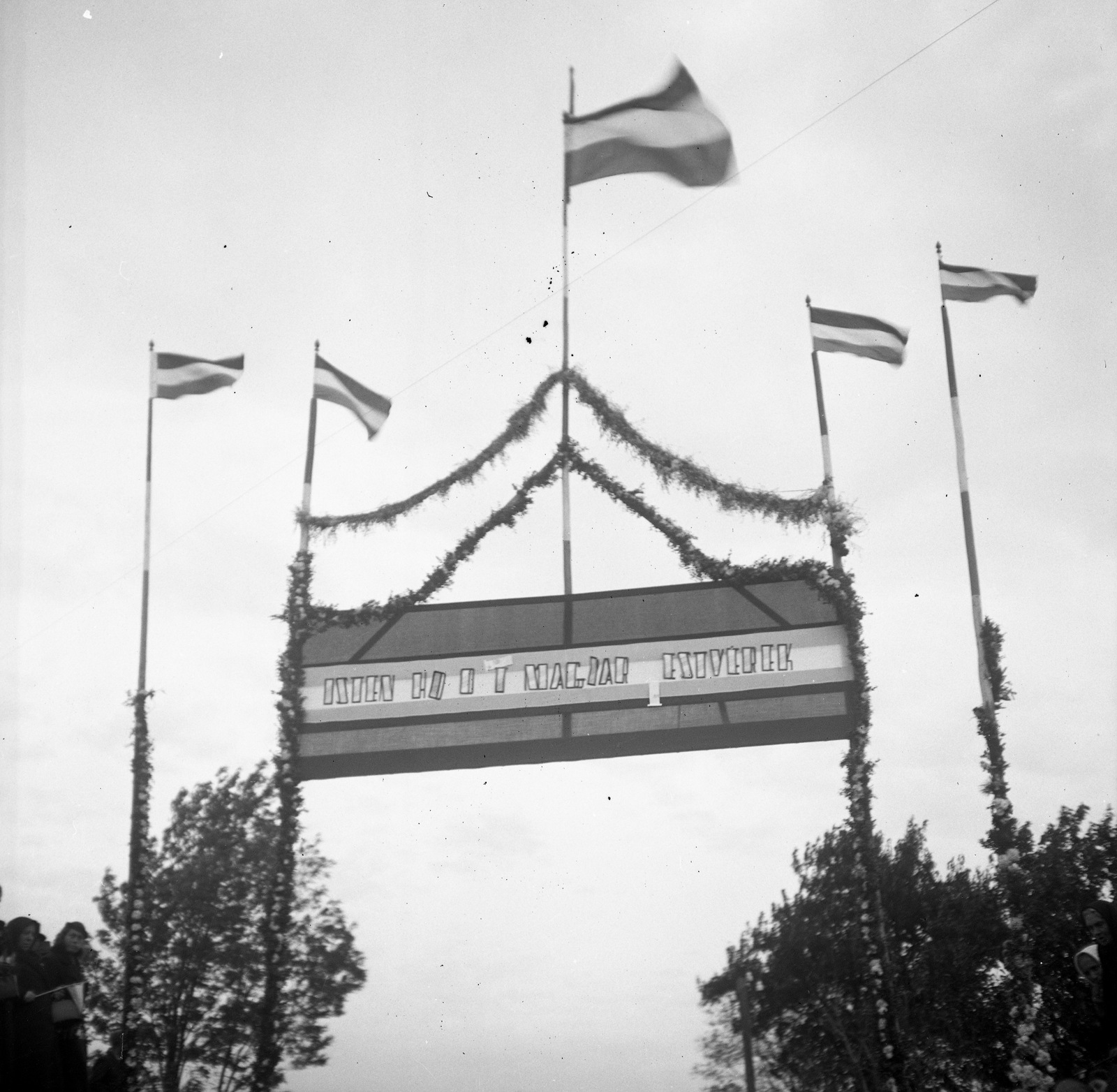 1938, Magyar Bálint, flag, label, gate, Fortepan #55793