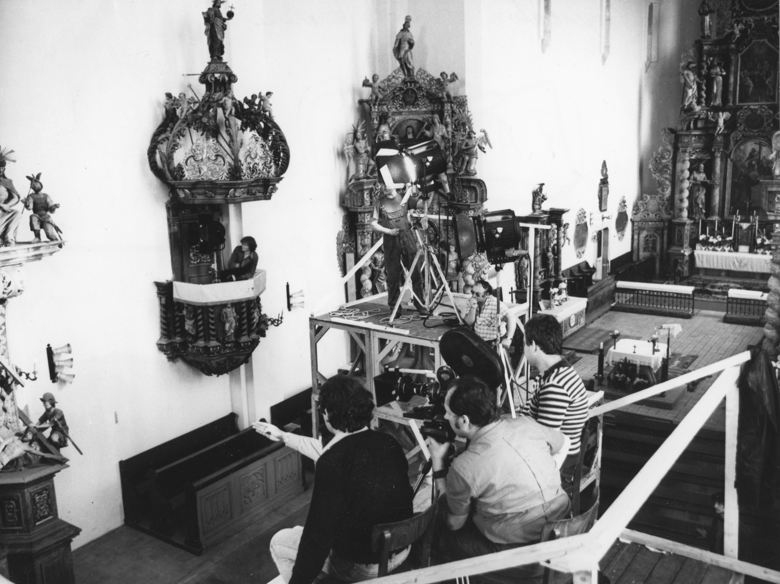 Hungary, Nyírbátor, minorita templom. Készül a Krucsay oltárt bemutató film., 1980, Rádió és Televízió Újság, Elek Emil, Hungarian TV, Fortepan #56008