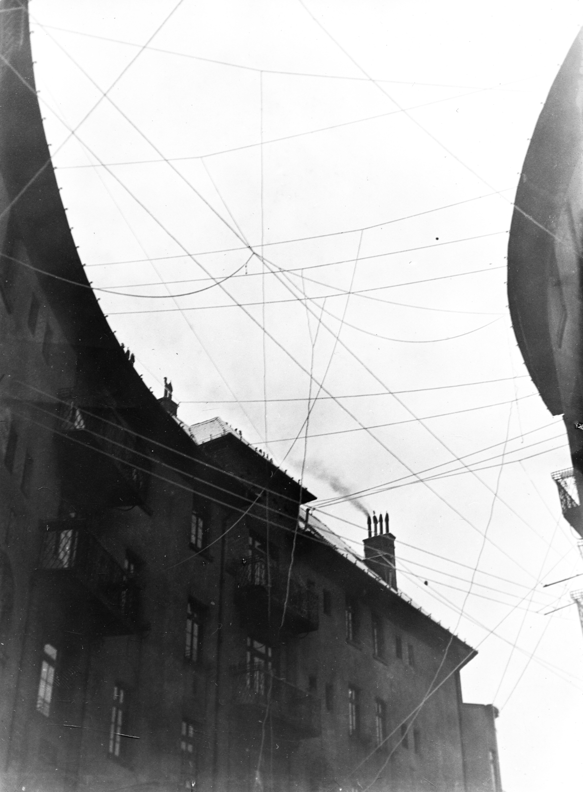 Hungary, Budapest X., Harmat utca 10-12. "Nagyvárosi antennák"., 1952, Rádió és Televízió Újság, Károlyi Árpád, aerial, Budapest, Fortepan #56024