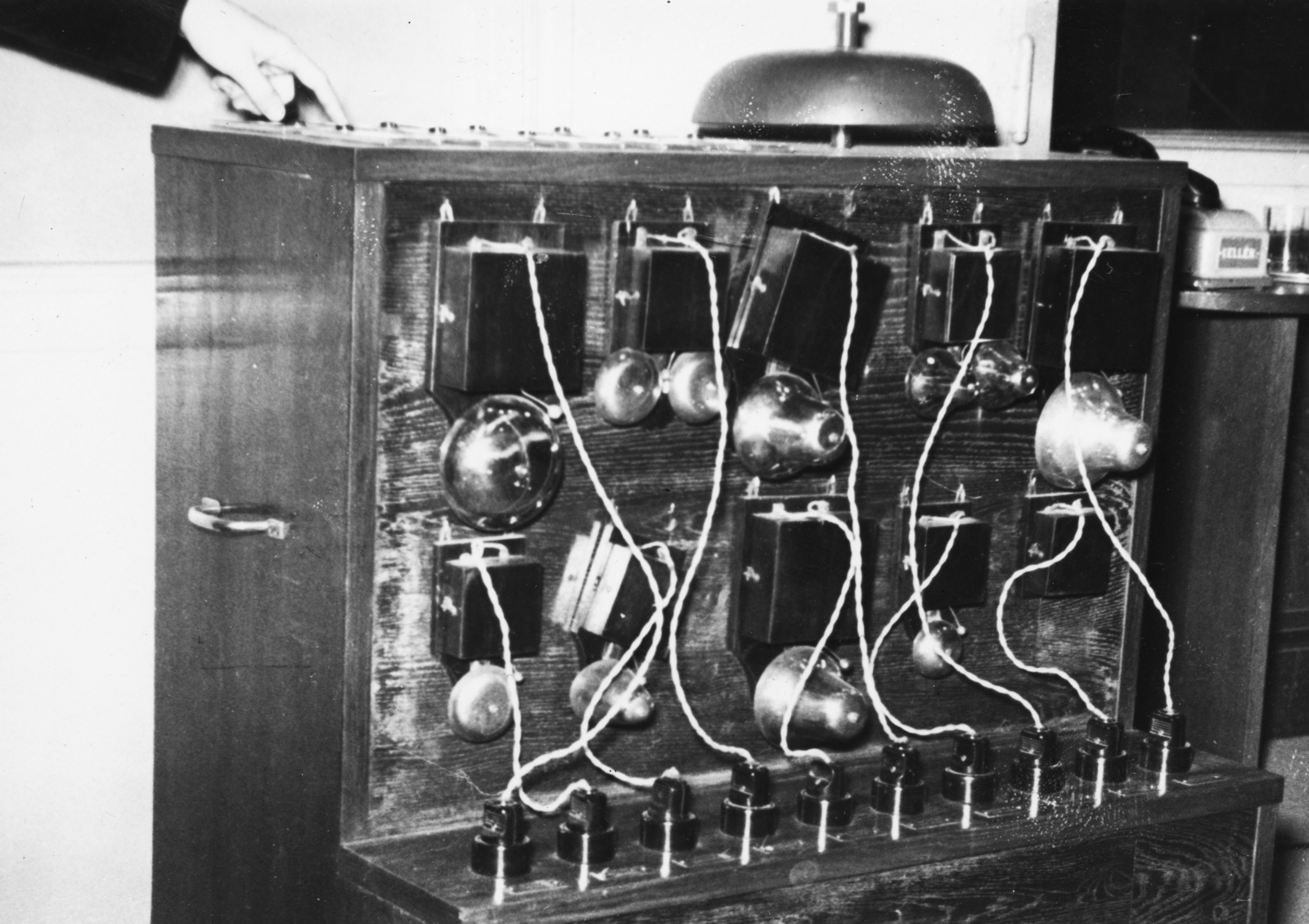 Magyarország, Budapest VIII., Magyar Rádió, hangkulisszák (háttérzajok)., 1940, Rádió és Televízió Újság, csengő, rádiózás, Budapest, Magyar Rádió, Fortepan #56033