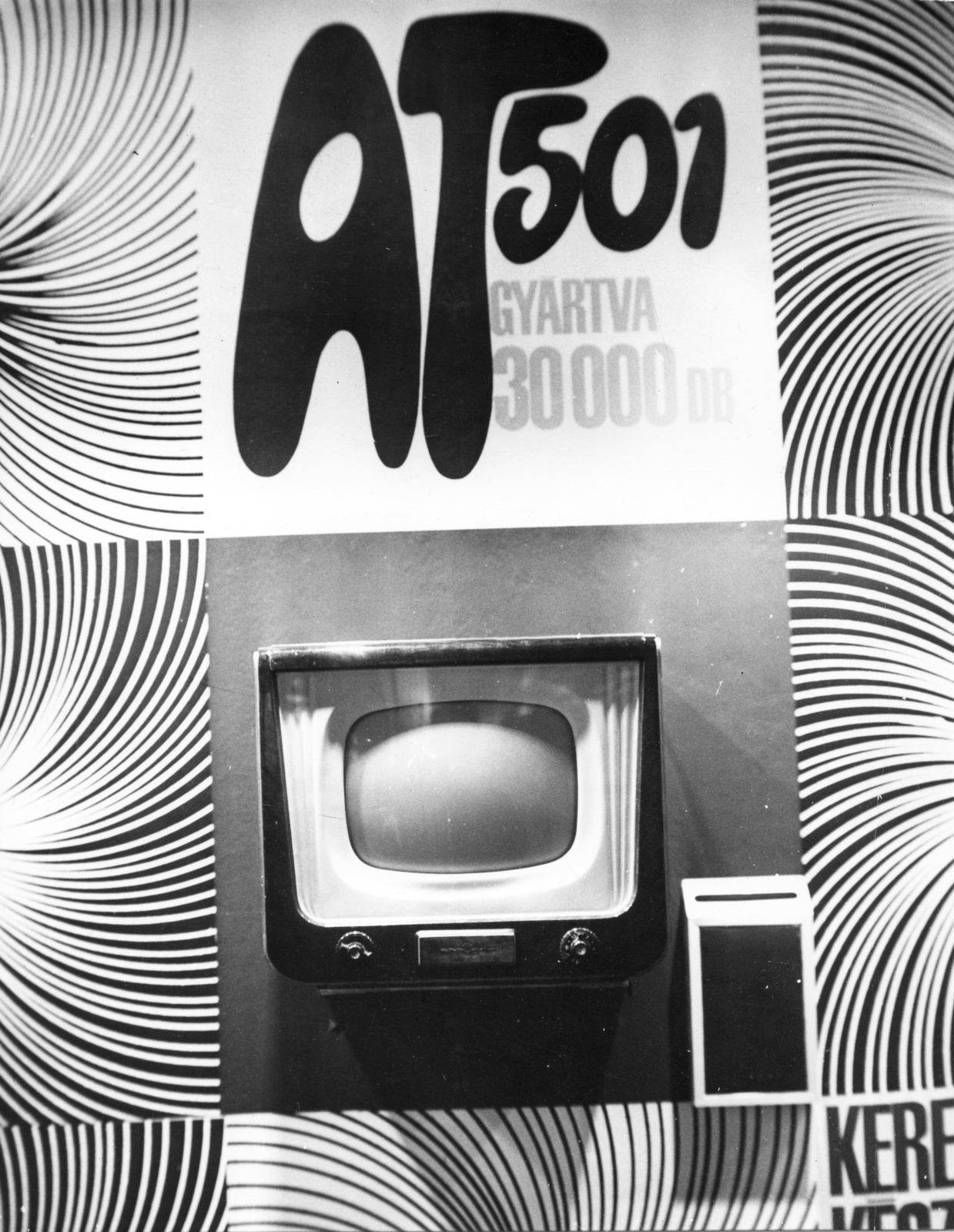 Hungary, az első Orion TV az AT 501, a 30000. darab legyártásakor. , 1966, Rádió és Televízió Újság, Komlós Tibor, TV, Orion-brand, Fortepan #56045