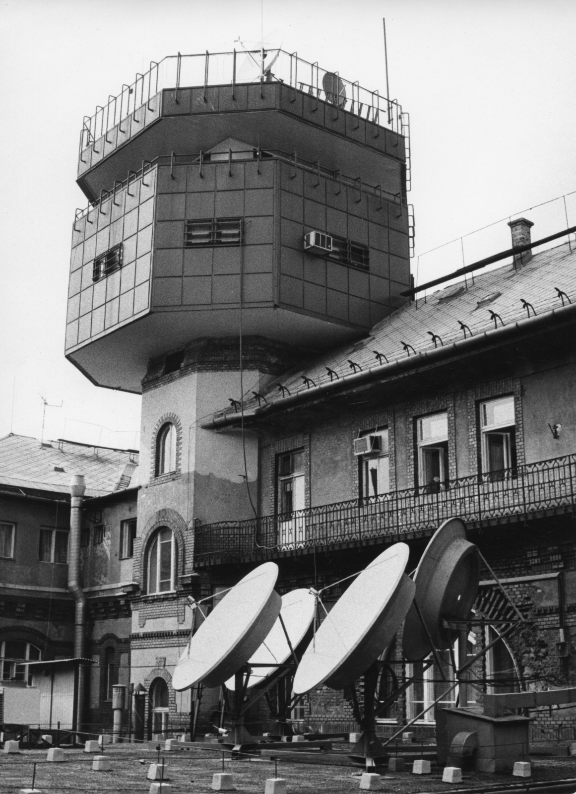 Hungary, Budapest V., Szabadság tér 17., MTV székház, mikrotorony., 1987, Rádió és Televízió Újság, Hungarian TV, Budapest, Fortepan #56102