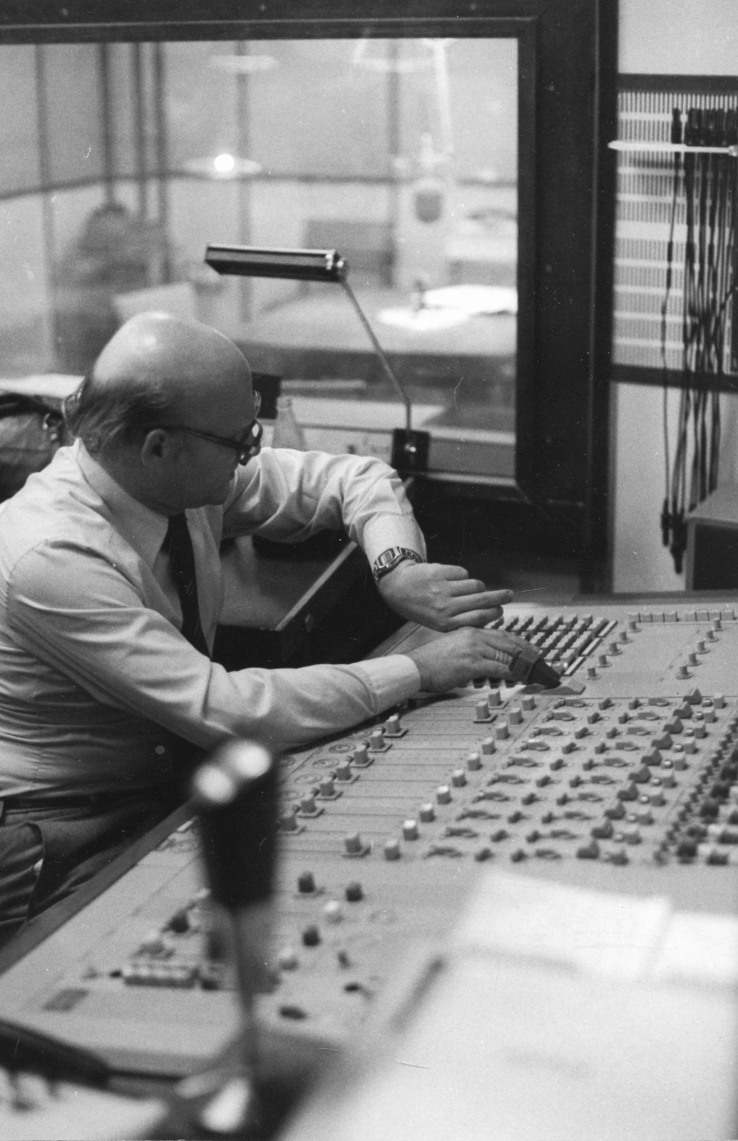 Hungary, Budapest VIII., a Magyar Rádió stúdiója., 1980, Rádió és Televízió Újság, mixer, Budapest, Hungarian Radio, Fortepan #56158