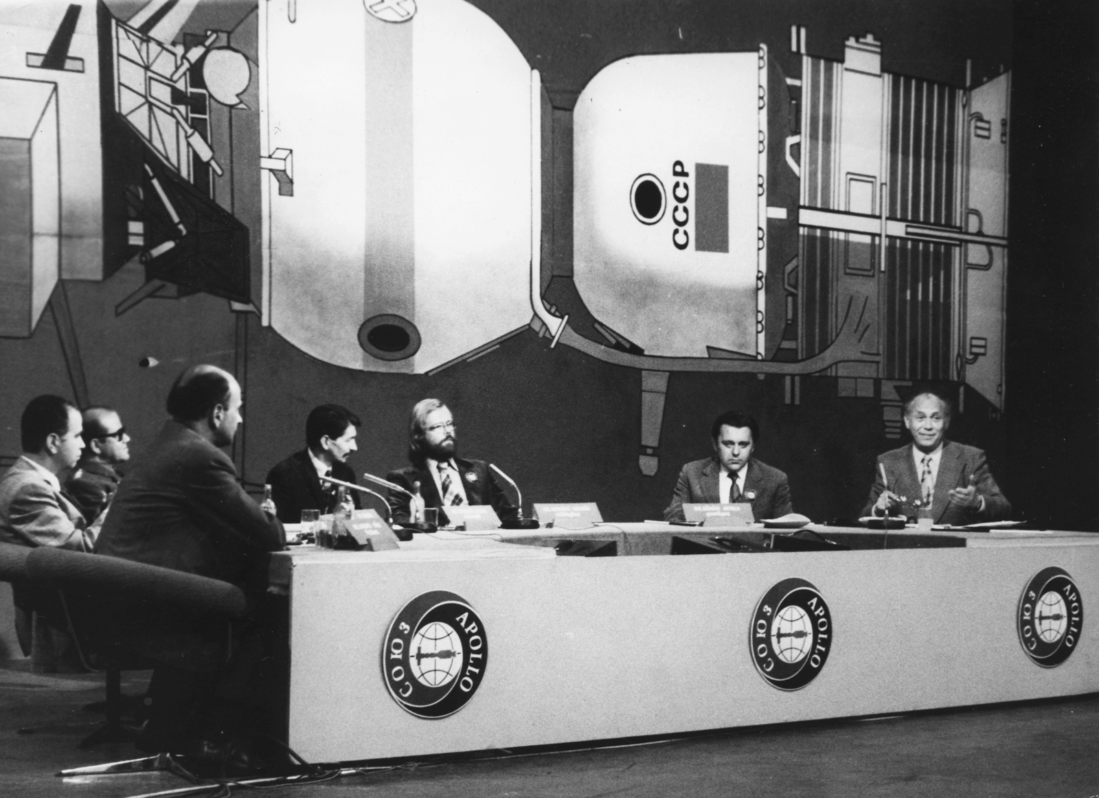 Hungary, Budapest V., MTV 1-es stúdiója a Szojuz - Apollo közös űrrepülés alkalmából., 1975, Rádió és Televízió Újság, Hungarian TV, spaceship, Budapest, Fortepan #56345