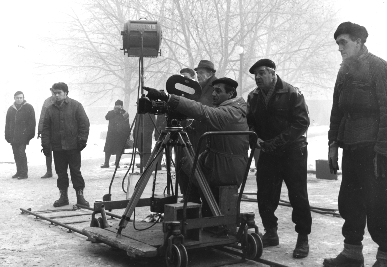 1967, Rádió és Televízió Újság, filming, movie camera, camera track, point a finger, camera dolly, Fortepan #56473