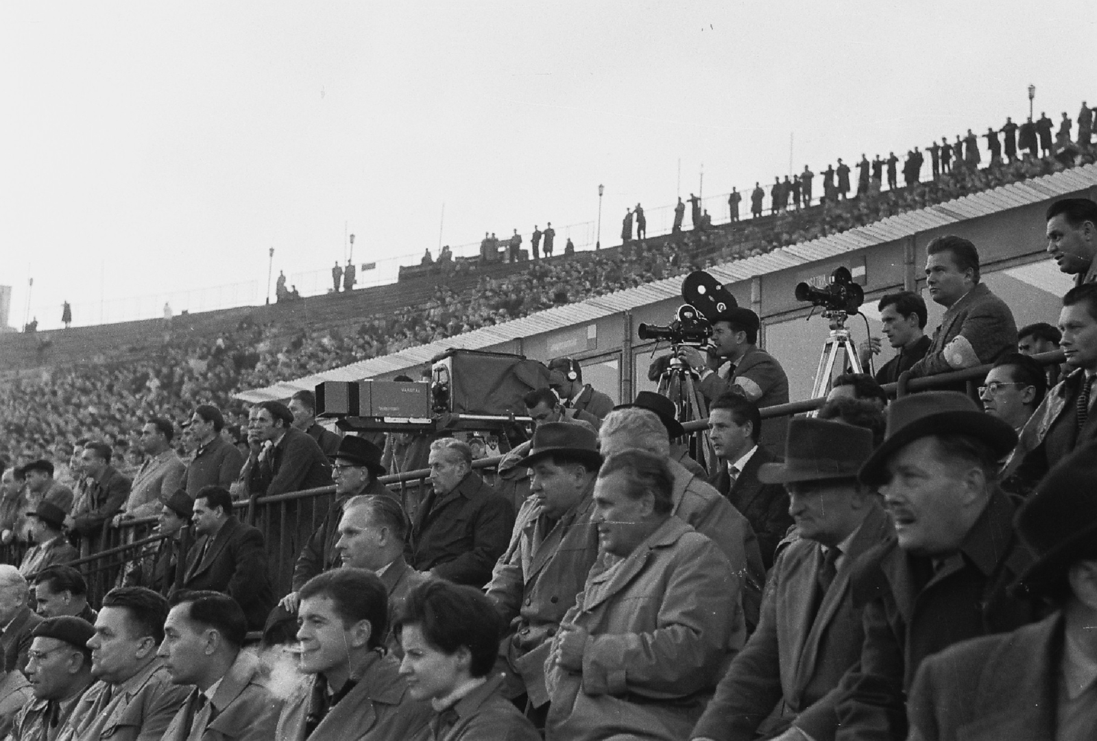 Hungary, Népstadion, Budapest XIV., közvetítőállás., 1957, Rádió és Televízió Újság, movie camera, armband, television camera, Arriflex-brand, Budapest, Taylor Hobson-brand, Fortepan #56501