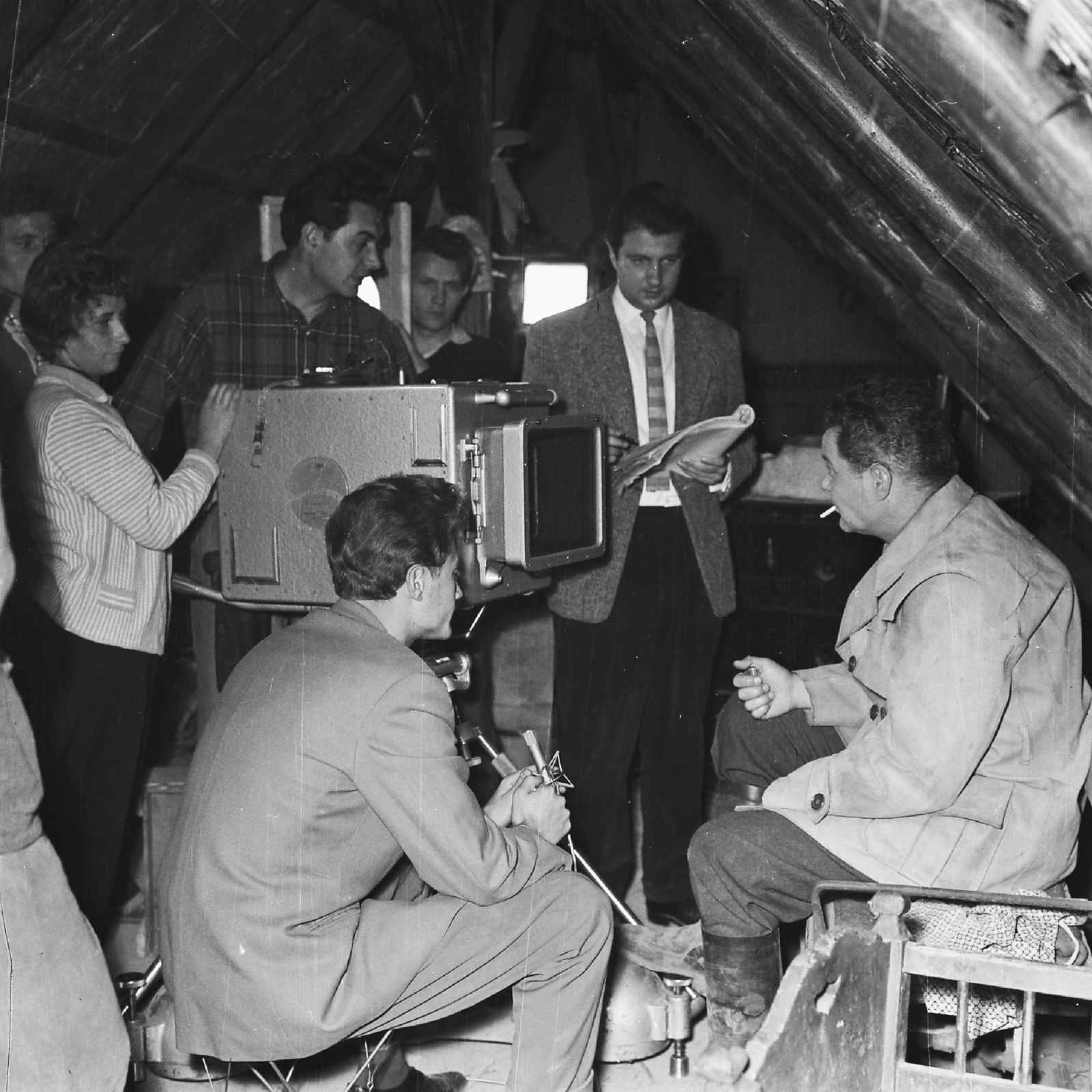 Hungary, szemben nyakkendővel Mihályfy Imre rendező, jobbra Mádi Szabó Gábor színművész., 1960, Rádió és Televízió Újság, smoking, television camera, windbreaker, Fortepan #56507