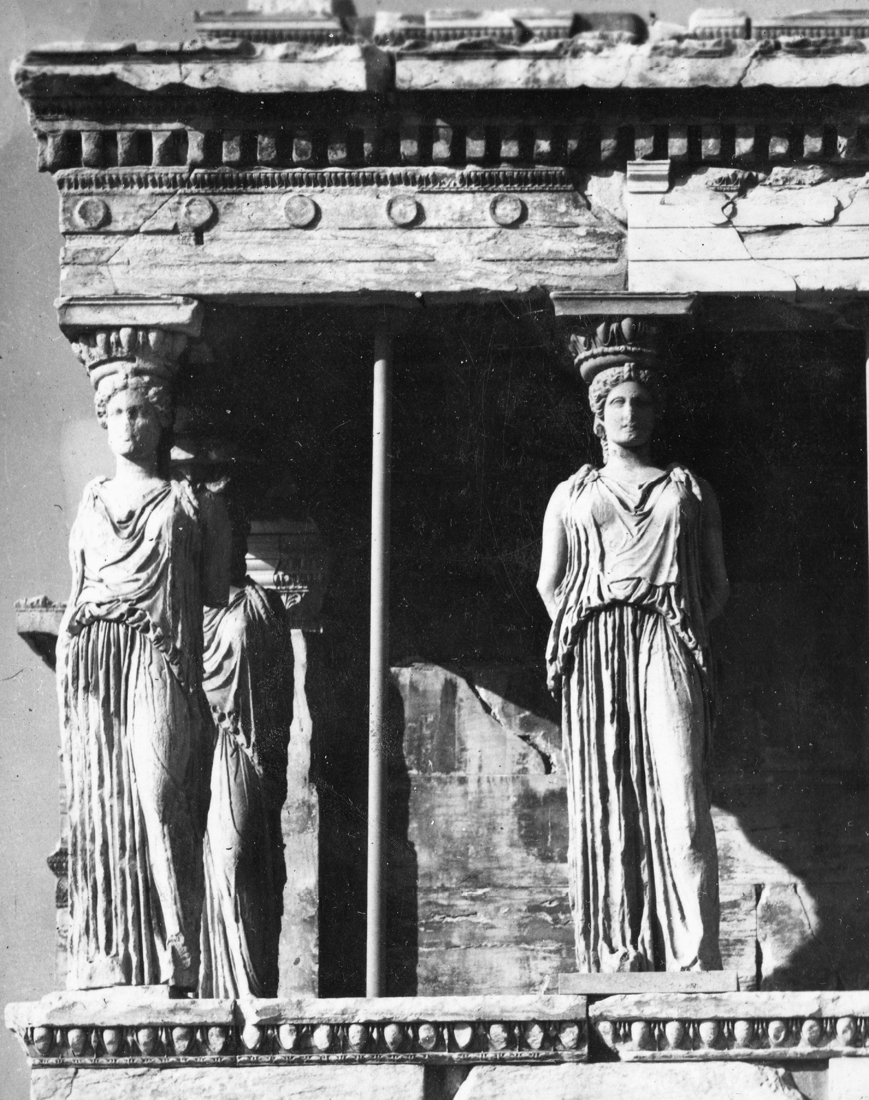 Greece, Athens, Akropolisz, Erekhtheion, kariatidák., 1936, Balassa Péter, architectural heritage, sculpture, architecture, Fortepan #56635