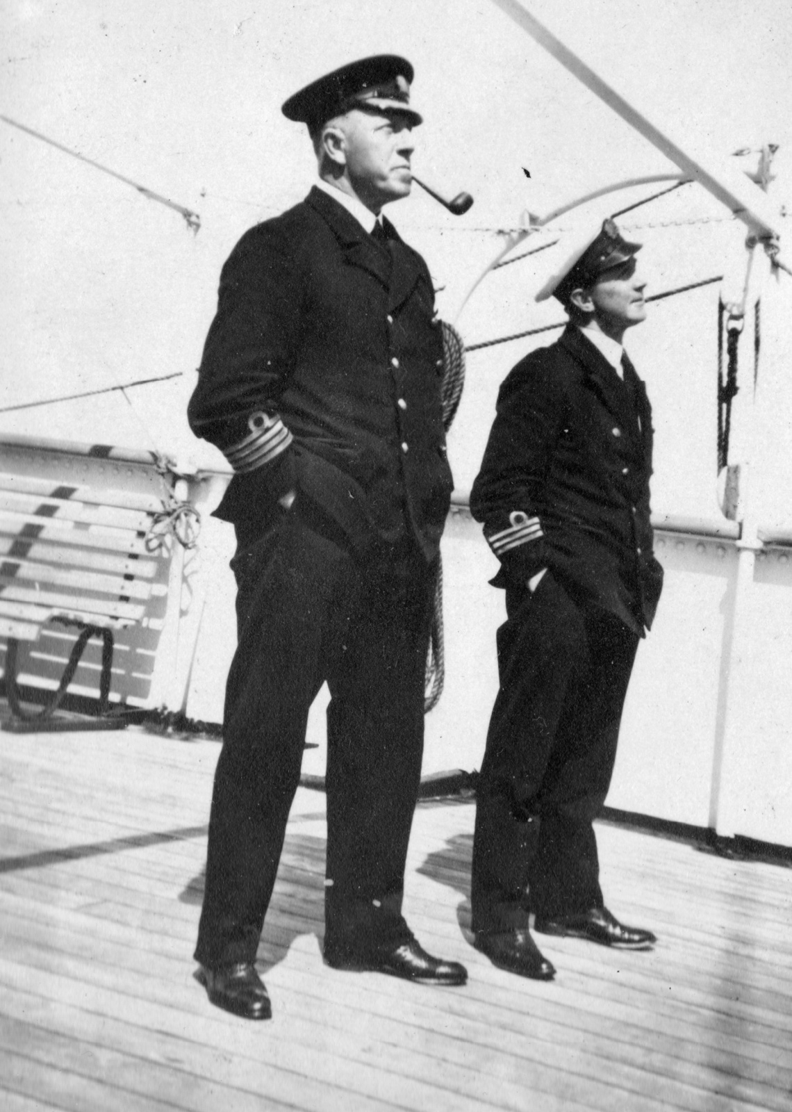 1936, Balassa Péter, ship, sailor, pipe, double portrait, hands in pockets, Fortepan #56646