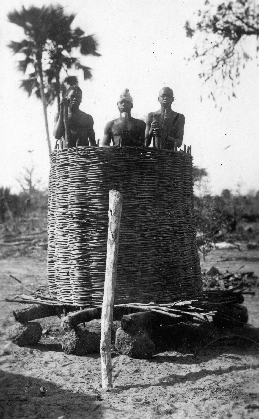 Senegal, , 1934, Balassa Péter, tableau, men, basket, african-american, African Native Tribes, exotic, Fortepan #56683