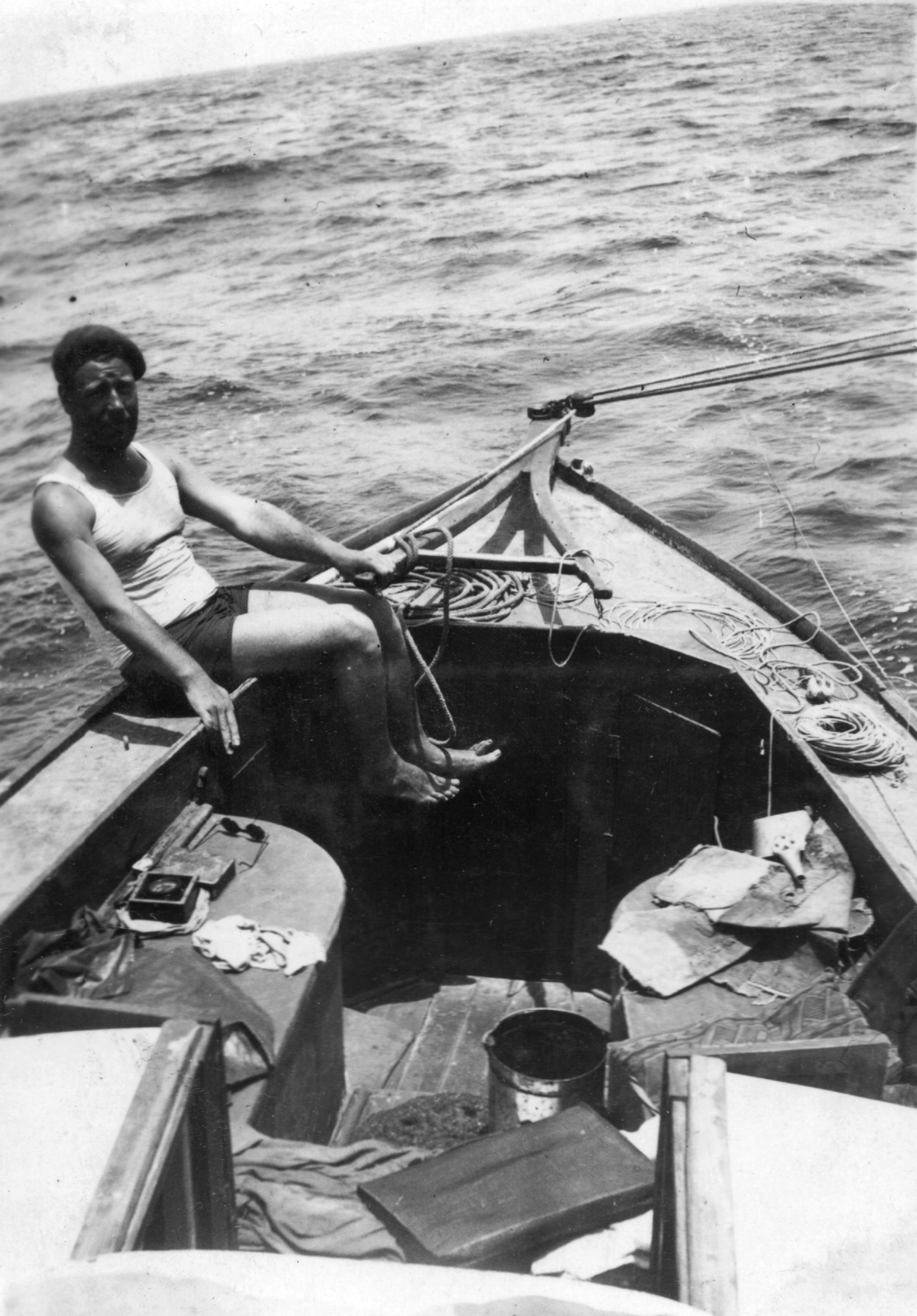 A felvétel az Albatros vitorlás fedélzetén készült., 1934, Balassa Péter, portrait, sailboat, man, Fortepan #56706