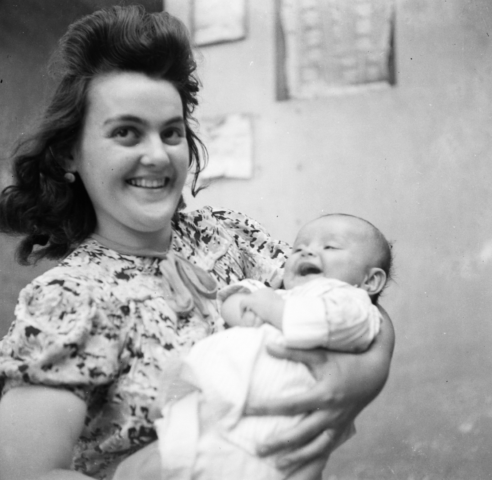 1940, Góg Emese, fondness, newborn, pride, Fortepan #56800