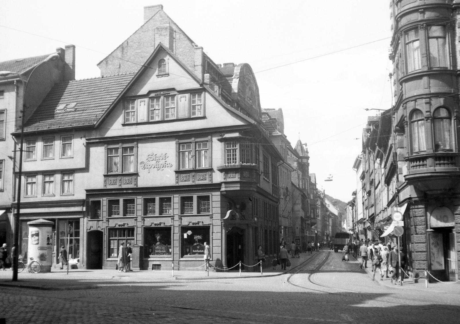 Germany, Eisenach, Karlstrasse a Karlsplatz felől nézve., 1965, Karabélyos Péter, GDR, Fortepan #57493