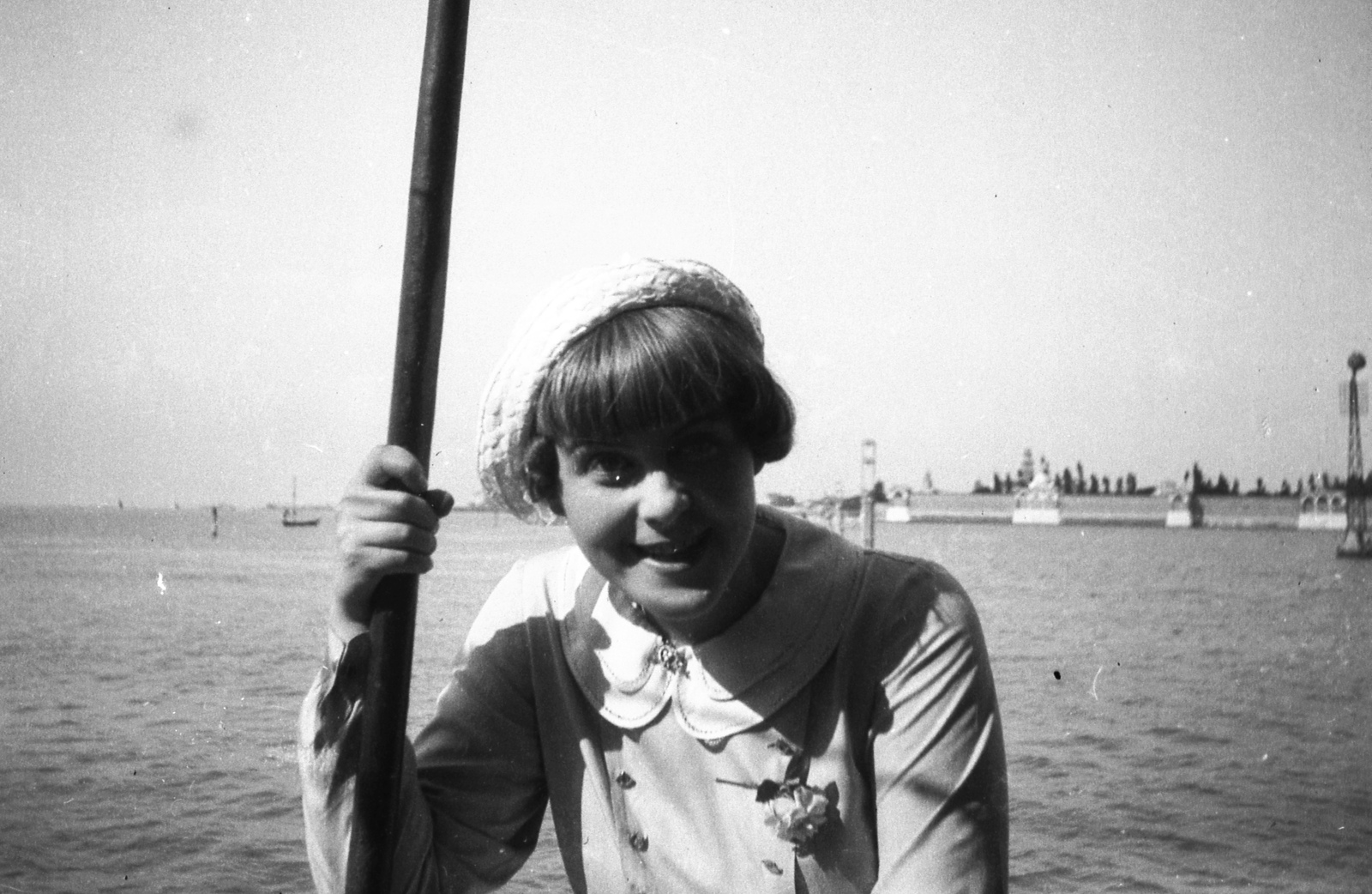 Italy, Venice, a háttérben a San Michele-sziget, Velence temetője., 1932, Teodoro Wolf-Ferrari, portrait, island, Fortepan #57655