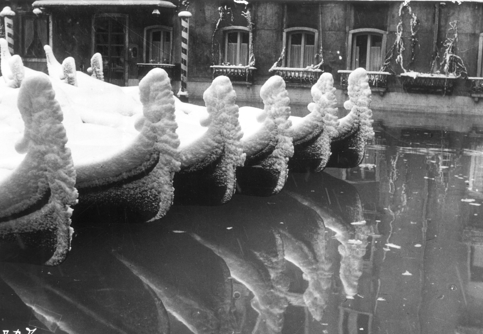 Italy, Venice, 1968, Roberto Urban, winter, rowing boat, Fortepan #57741