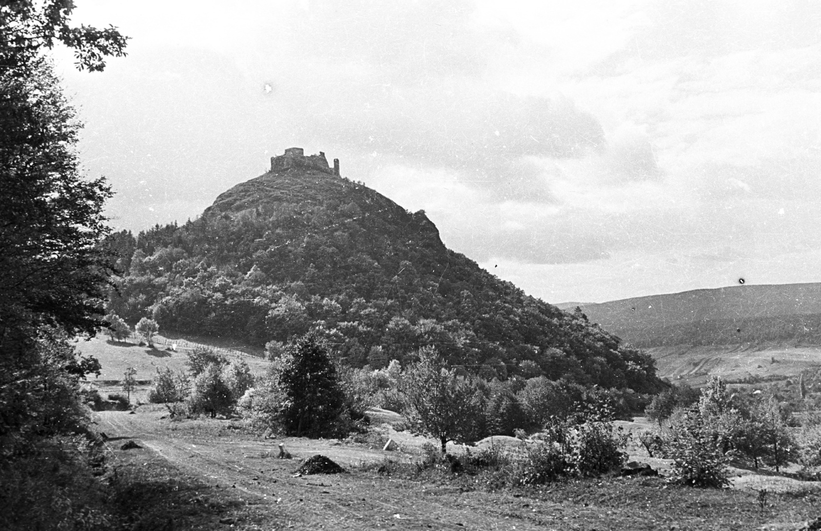 Hungary, Füzér, a Füzéri vár., 1967, Pálinkás Zsolt, castle ruins, Fortepan #57817
