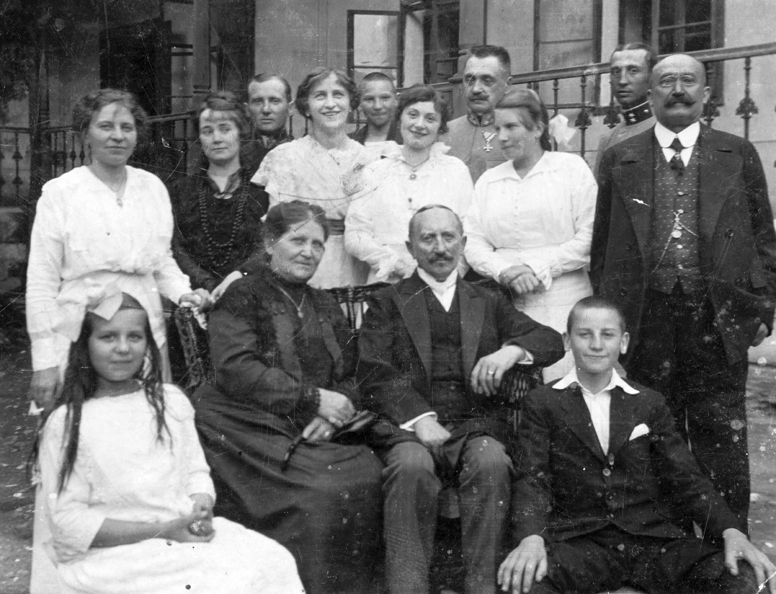 1920, Botár Angéla, wicker chair, tableau, watch chain, sitting with hands on knees, open-necked shirt, wide sitting, Fortepan #57854