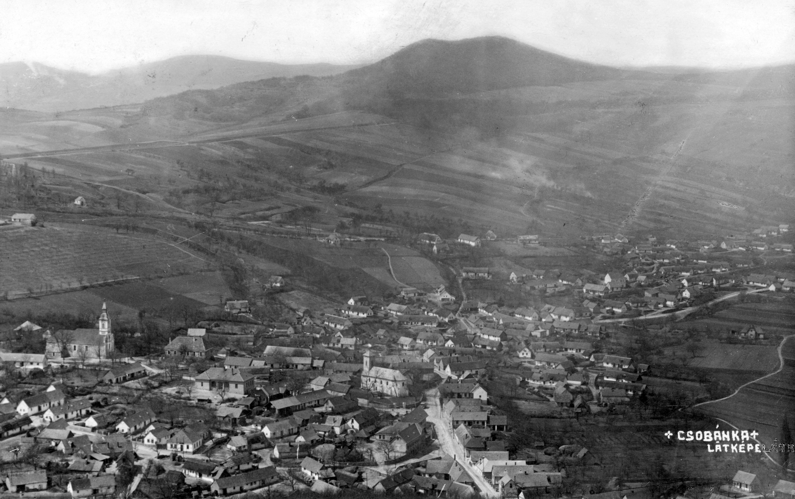 Hungary, Csobánka, a község látképe., 1942, Botár Angéla, picture, mountain, hillside, bird's eye view, Fortepan #57858