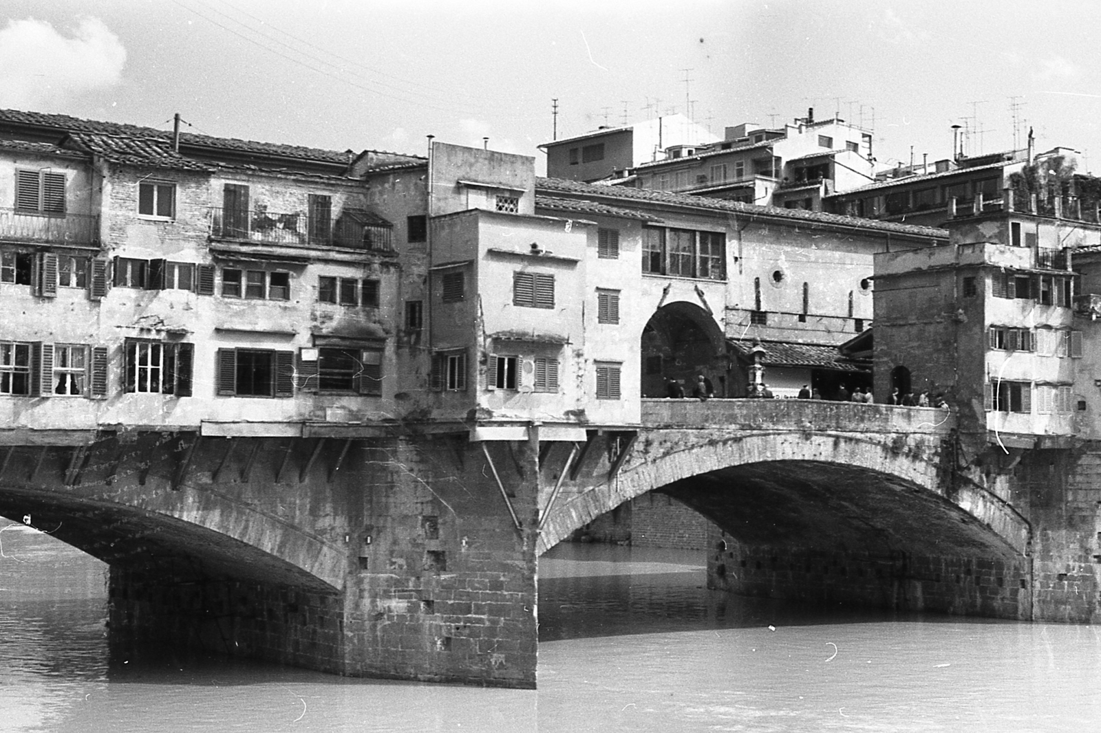 Italy, Florence, Ponte Vecchio., 1963, Varga Péter, stone bridge, arch bridge, Neri di Fioravante-design, Taddeo Gaddi-design, Fortepan #58000