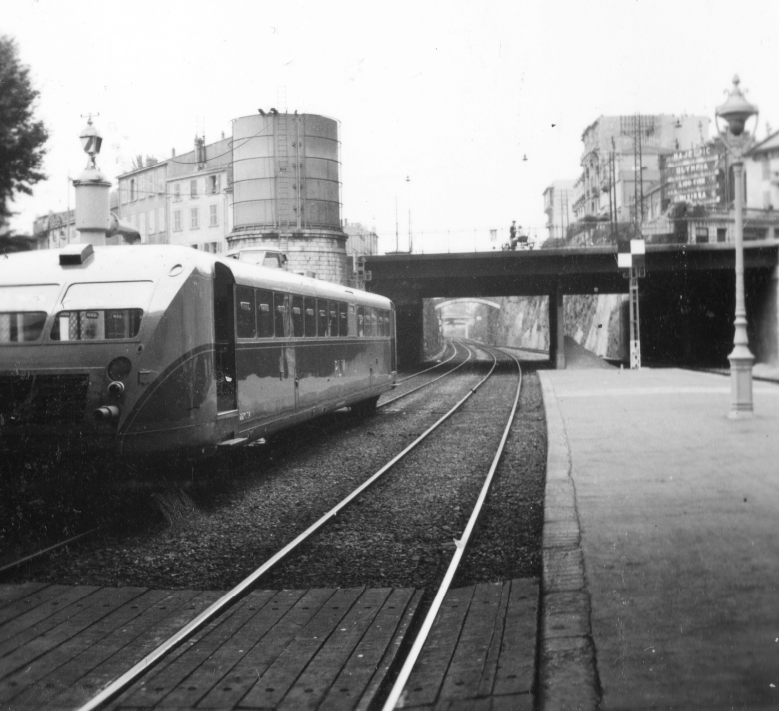 France, Cannes, vasútállomás, a PLM (Paris-Lyon-Méditerranée) vasút szerelvénye., 1938, Gyöngyi, railway, Fortepan #58113