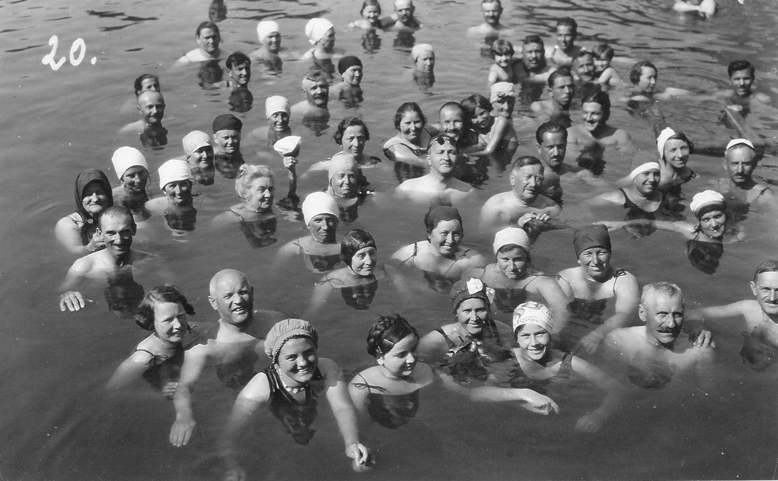 Hungary, Hévíz, Tófürdő., 1934, Juhász Bence, beach, swimming cap, Fortepan #58239