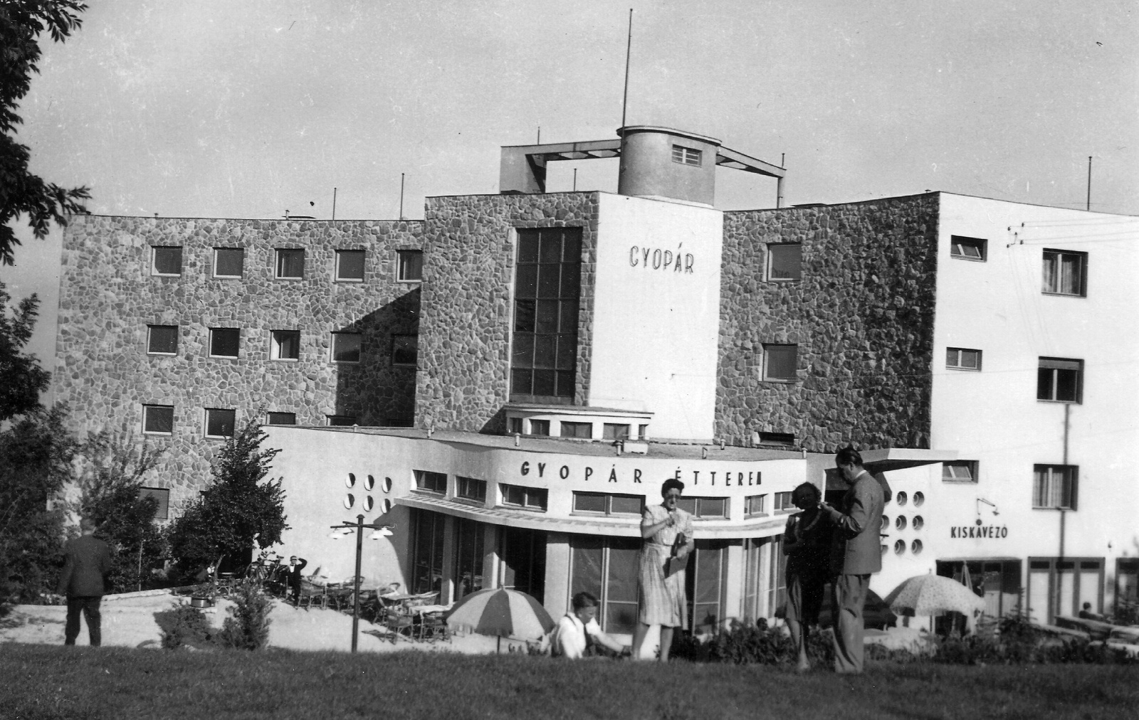 Hungary, untitled, Budapest XII., Rege út 15., Gyopár üdülőszálló (később SZOT Szabadság üdülő)., 1943, Székely Márton, restaurant, modern architecture, Budapest, József Fischer-design, Fortepan #58295