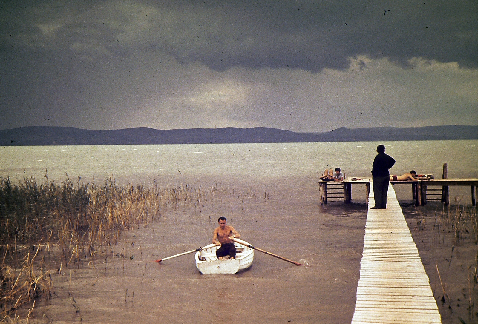 Hungary, Balatonlelle, 1968, Nagy Zoltán, colorful, summer, boat, pier, storm, Fortepan #58328