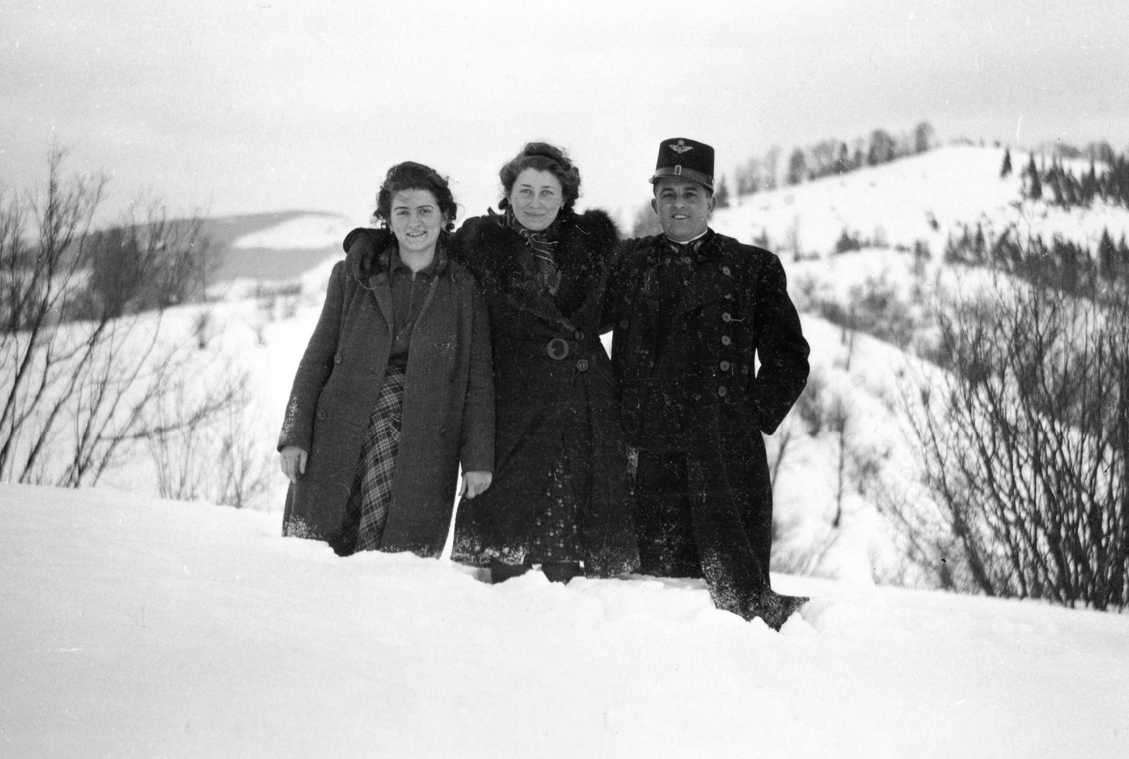 1941, Orosz Heléna, winter, tableau, women, man, railroader, Fortepan #58671