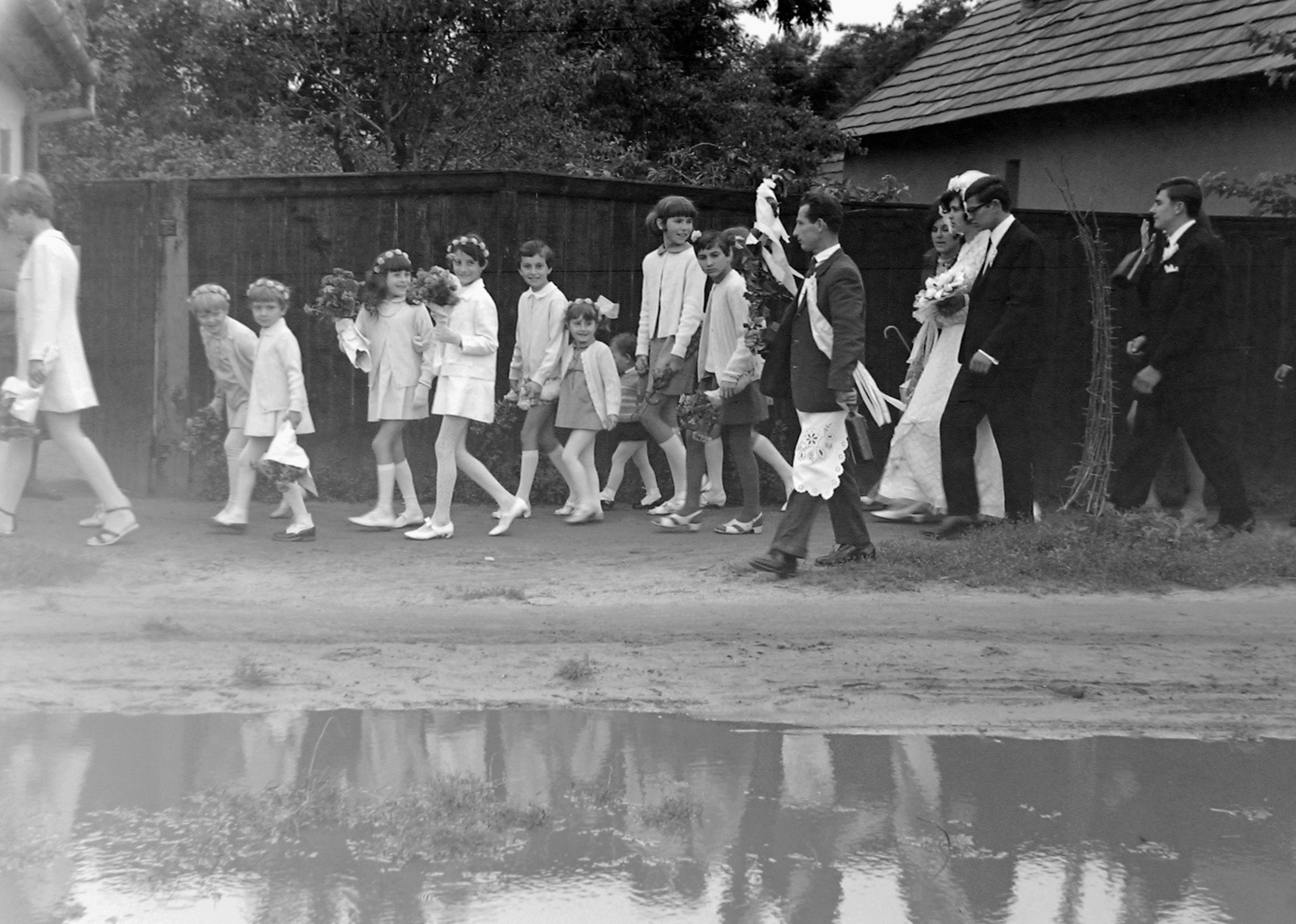 1968, Fortepan, reflection, wedding ceremony, puddle, Fortepan #5888