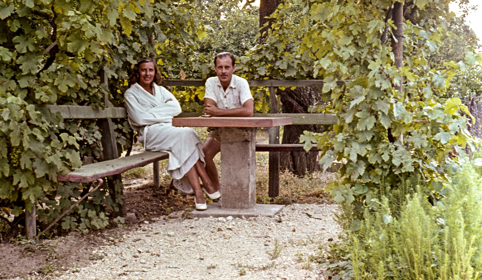 1967, Herbály István, colorful, grape, bathrobe, prop up on elbows, Fortepan #58953